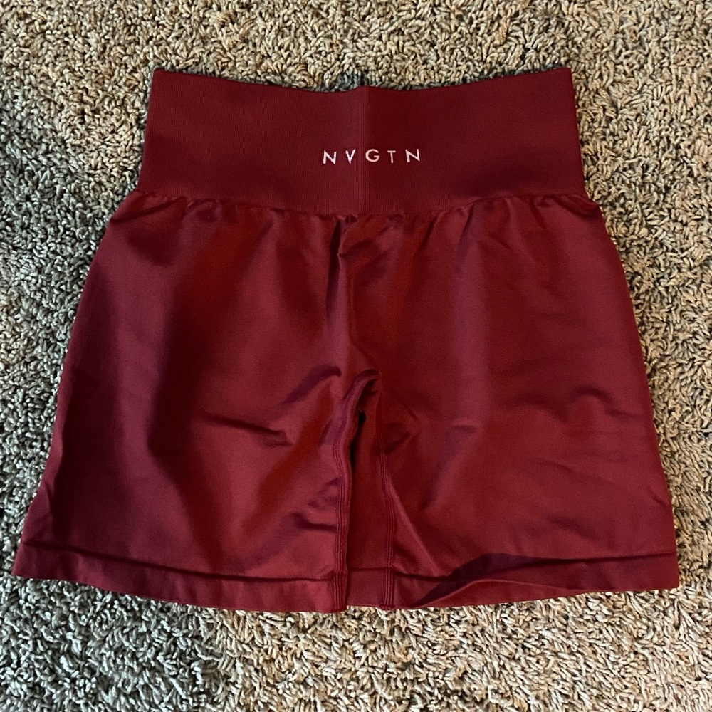 Nvgtn solid seamless shorts